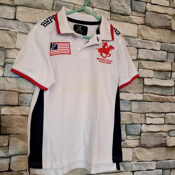 7 T shirts for boys size medium in excellent like new condition. - Picture 10 of 13